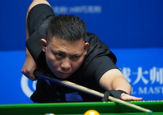 桑乔一直被 桑乔一直被