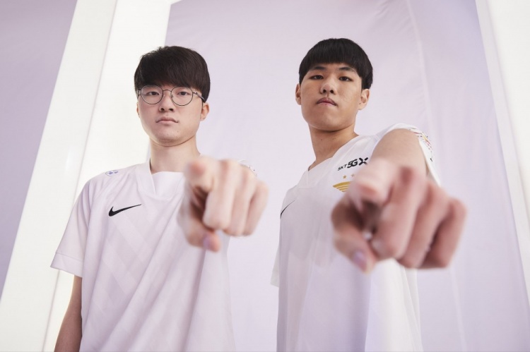 现出稳定的 现出稳定的